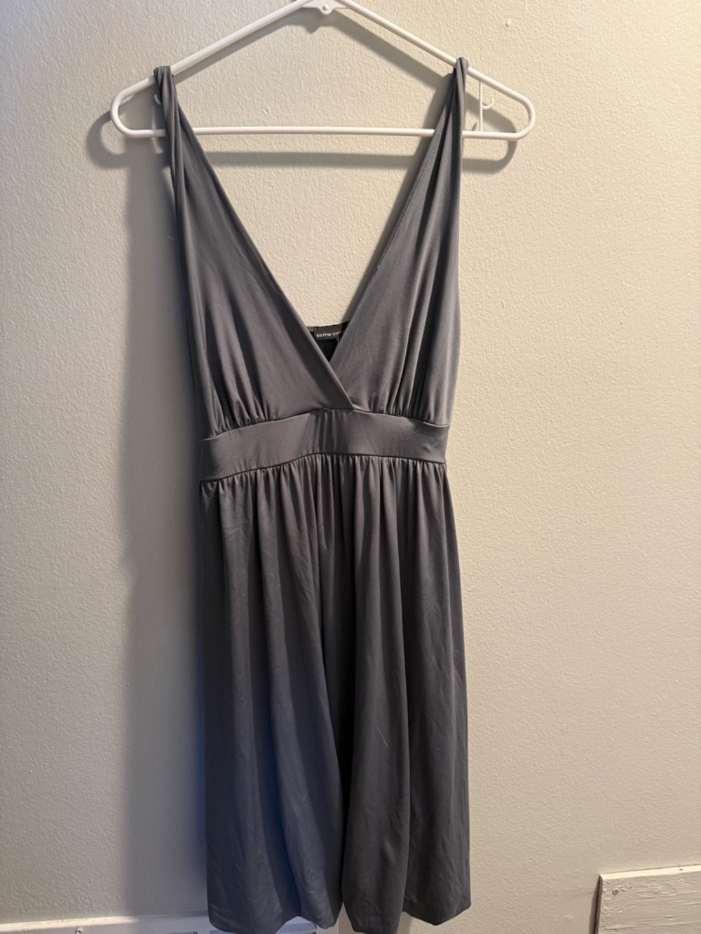 V-Neck Sleeveless Jersey Dress - Gray